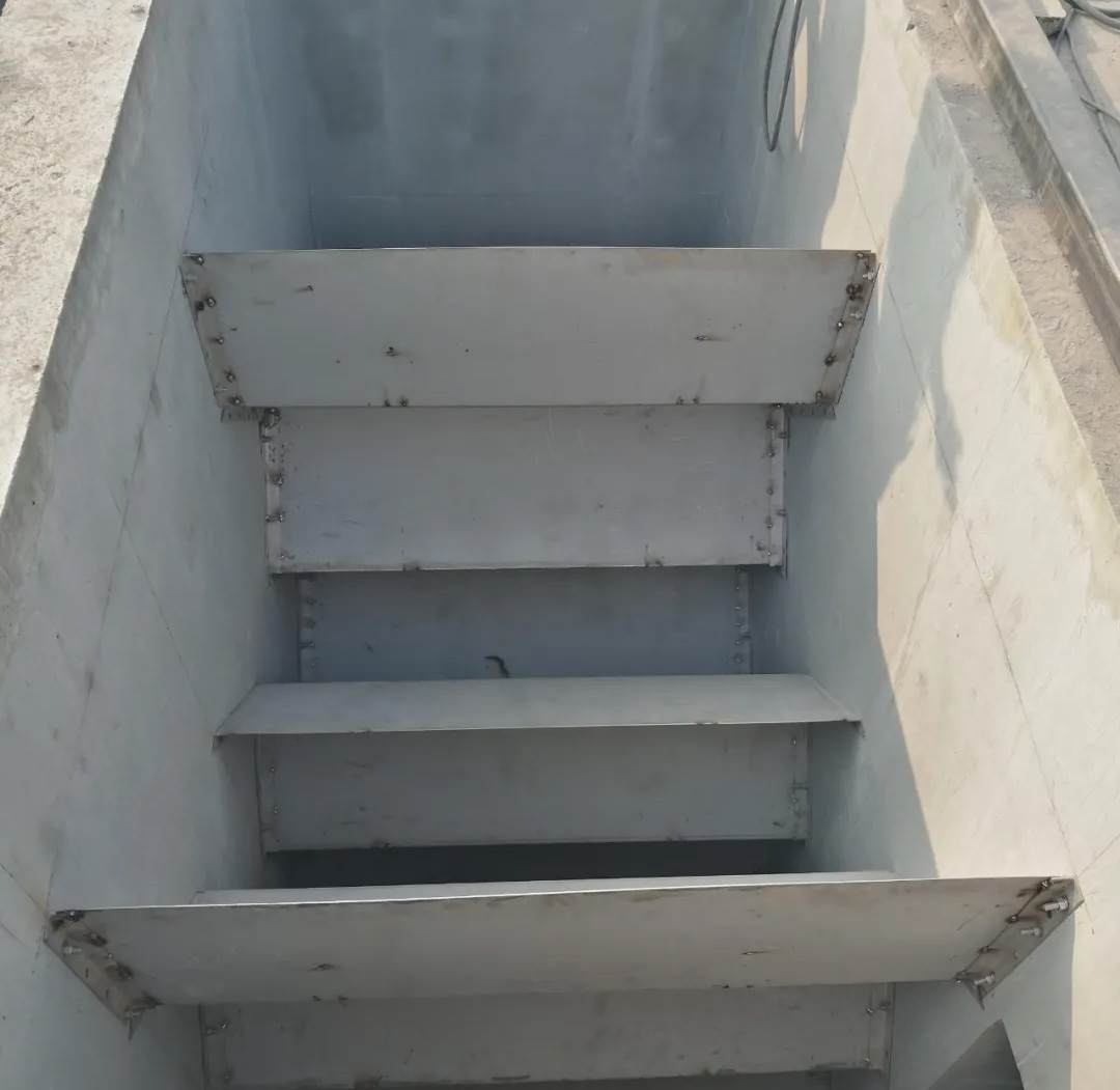 水處理設備之折板安裝及注意事項