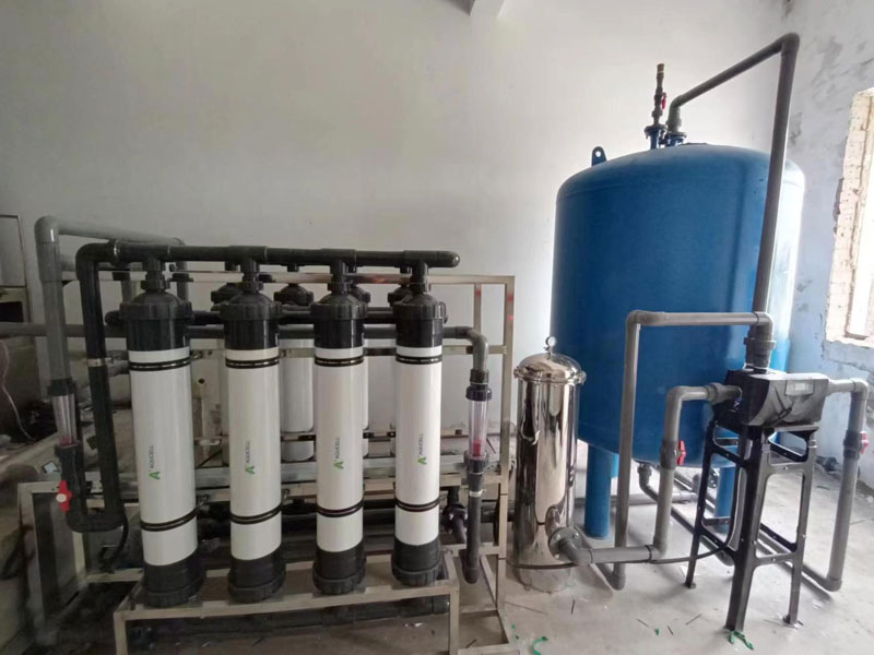 本溪反滲透水處理設(shè)備廠家:常見流程解析與應(yīng)用 本溪反滲透水處理設(shè)備廠家:常見流程解析與應(yīng)用